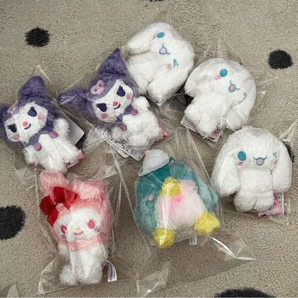 BNWT Japan 4” Sanrio plush hanger Tuxedo Sam - Picture 5 of 6